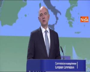 Moscovici: "Macron buona notizia per Germania e Ue, pensate se avesse vinto Le Pen"