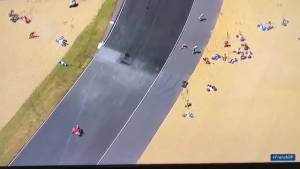 Moto3, olio in pista a Le Mans: cadono tutti