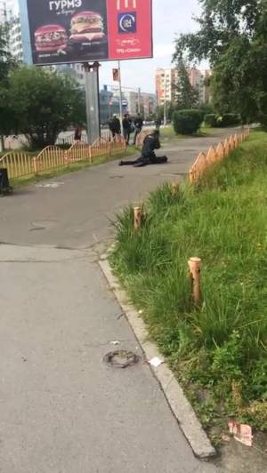 Attacco in strada a Surgut, in Russia