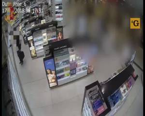 Polizia arresta rapinatori seriali di duty free