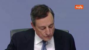 Draghi: "Spread danneggia capitale delle banche italiane"