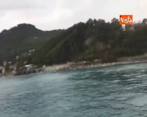 Portofino isolata, Toti dal mare: “Lo storico Covo di Nord Est è completamente distrutto”
