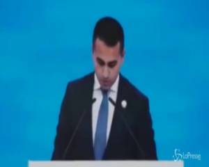 La gaffe di Di Maio: chiama per 2 volte il presidente cinese "Ping"