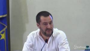 Milan, Salvini: "Da Higuain comportamento indegno, lunga squalifica"