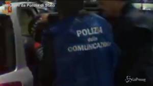 Terrorismo, il momento in cui la Polizia ferma il lupo solitario egiziano