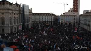 La piazza di Torino gremita di No Tav: le immagini di un drone