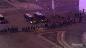 Buenos Aires, scontri tra polizia e tifosi del River Plate dopo i festeggiamenti per la Libertadores