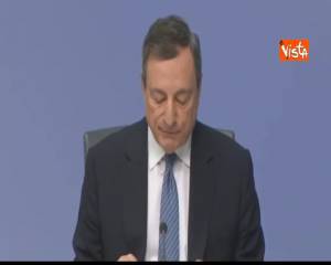 BCE, Draghi: “L’inflazione tenderà a crescere nel medio periodo”