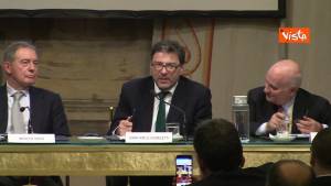 Giorgetti: “Si realizzi contratto di Governo o si vota”