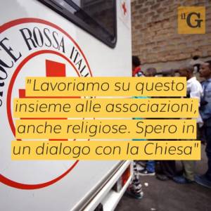 Rossi prepara legge per tutelare stranieri, Fi: “Campagna elettorale”