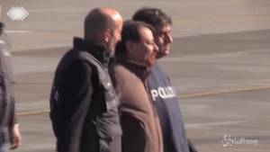 Battisti in Italia: l'arrivo a Ciampino e l'attesa di Salvini e Bonafede