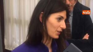 Raggi: “Se Salvini è Batman per 100 agenti in più a Roma io sono Wonder Woman”