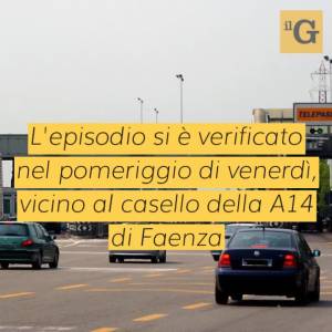 Faenza, moldavo tenta d'investire militari e li aggredisce, arrestato