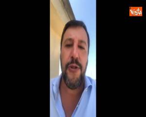 Salvini a Grillo: "Beppe mi passi dalla rivoluzione a Monti?"