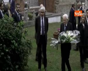  Mattarella rende omaggio alla tomba del Sen. Benigno Zaccagnini 