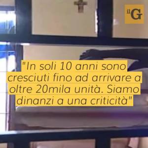 Detenuti magrebini devastano celle e sputano al medico: "Più spazio alle espulsioni"