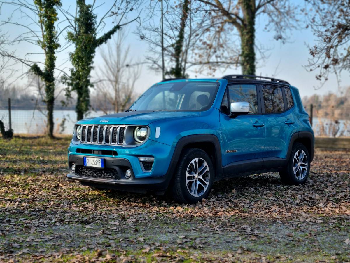 Jeep Renegade e-Hybrid, guarda le foto 1