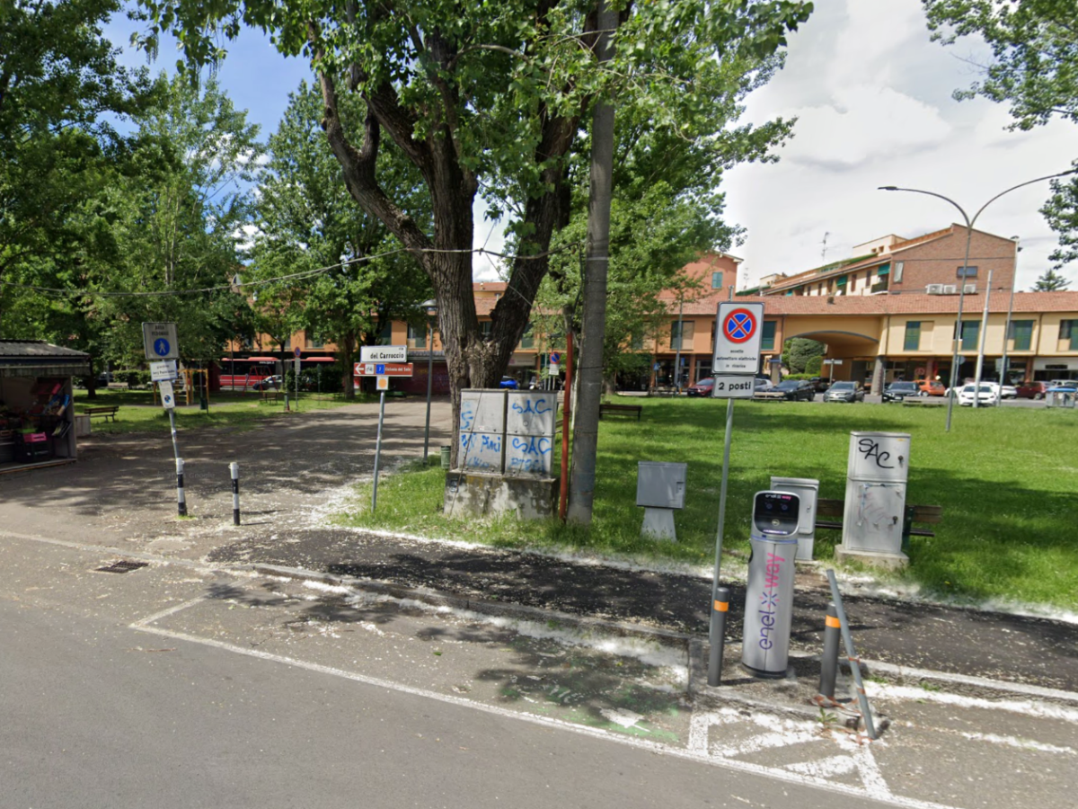 bologna 14enni stranieri minacciano e manganellano due 11enni per avere le loro bici non sono imputabili da Ilgiornale.it bologna 14enni stranieri minacciano e manganellano due 11enni per avere le loro bici non sono imputabili