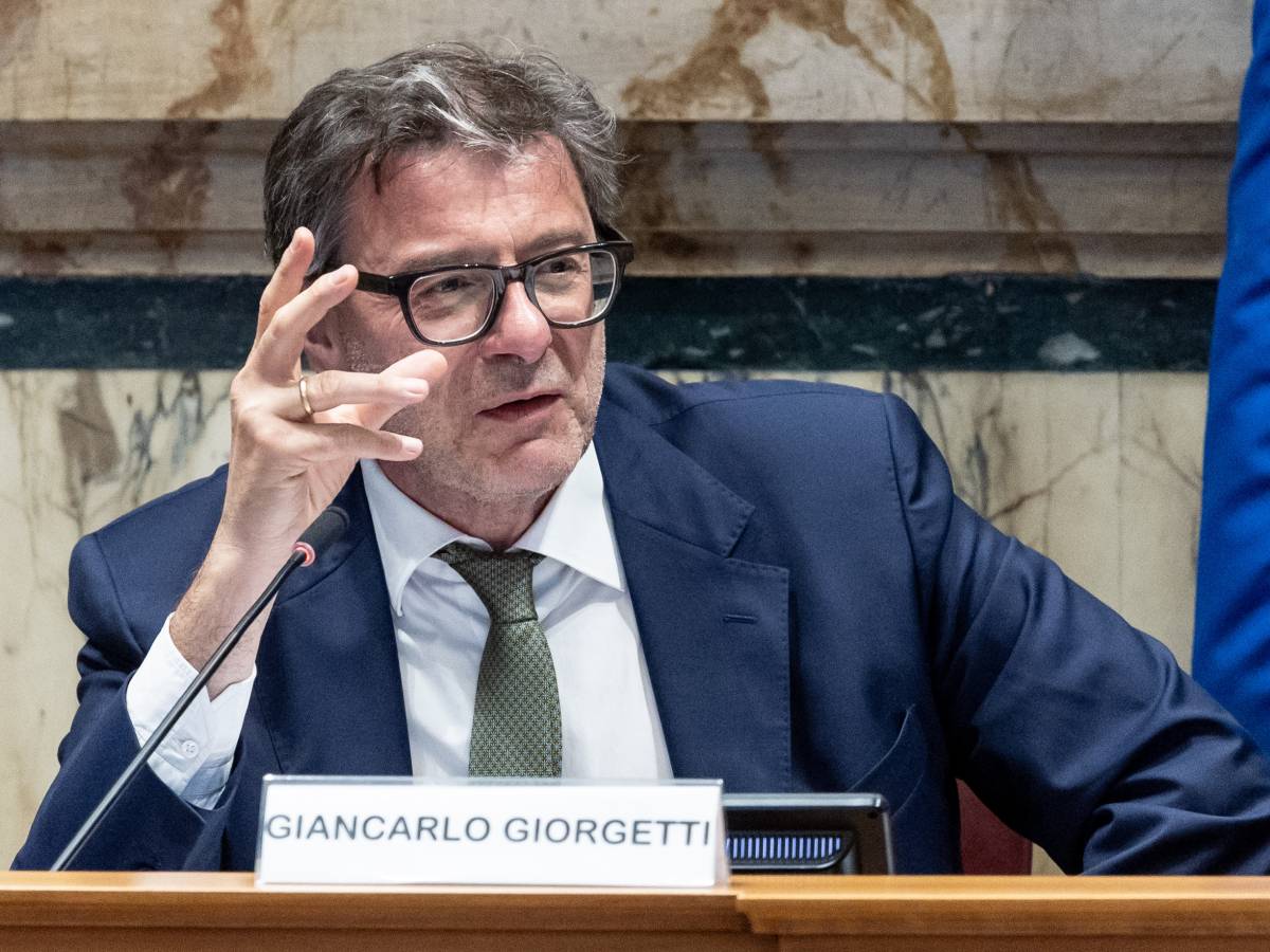 ok ai numeri di giorgetti deficit in calo pnrr super da Ilgiornale.it ok ai numeri di giorgetti deficit in calo pnrr super