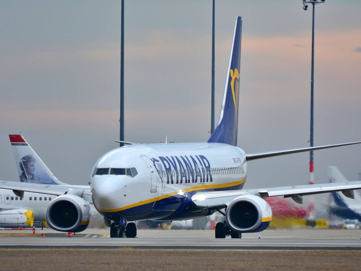 violate le norme internazionali investigatori usa contro ryanair per l incidente del finestrino da Ilgiornale.it violate le norme internazionali investigatori usa contro ryanair per l incidente del finestrino