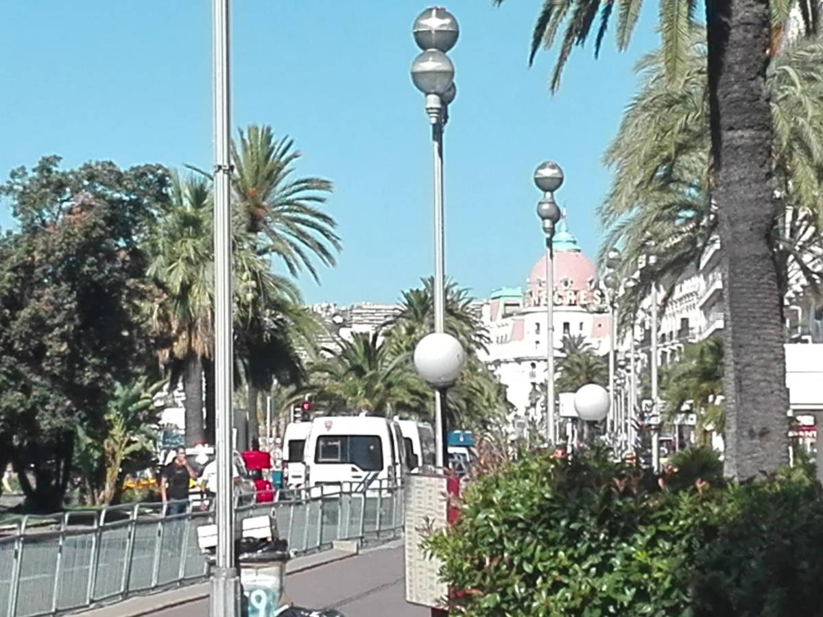 nizza dieci anni dopo l attentato islamista 86 luci contro l8217oblio da Ilgiornale.it nizza dieci anni dopo l attentato islamista 86 luci contro l8217oblio