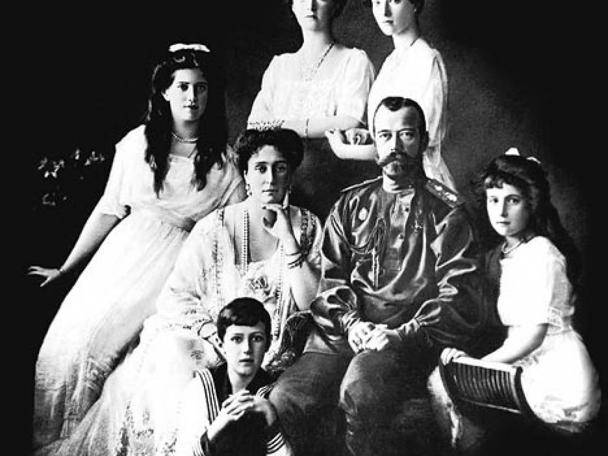 Nessuno dei Romanov riuscì a salvarsi il Giornale