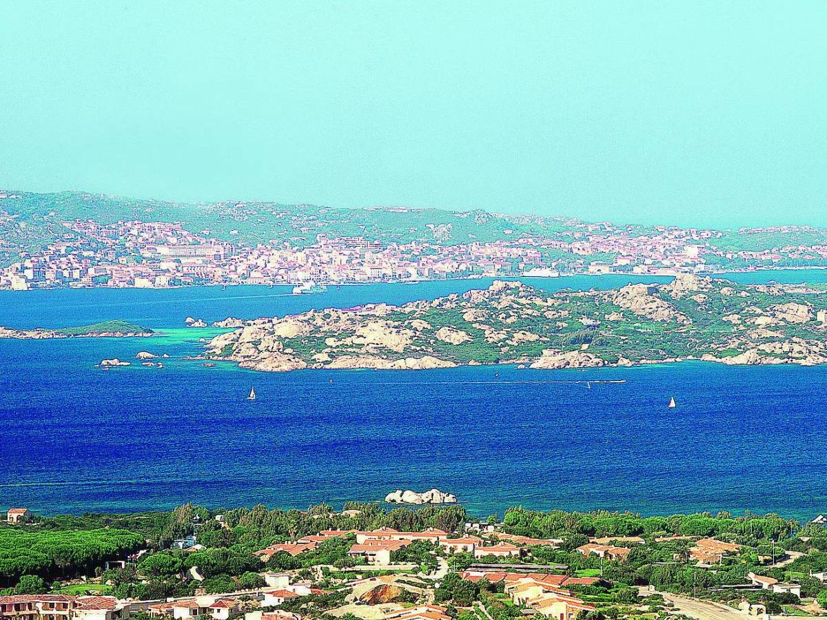  A Rischio Il G8 Della Maddalena Cantieri Fermi Per Colpa Di Soru 