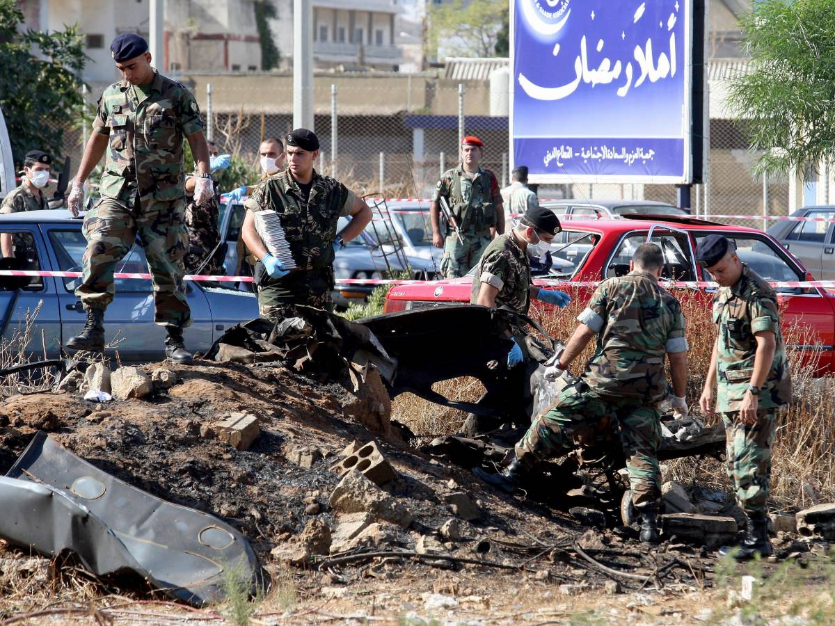 Libano, attentato a un bus militare 6 vittime ilGiornale.it