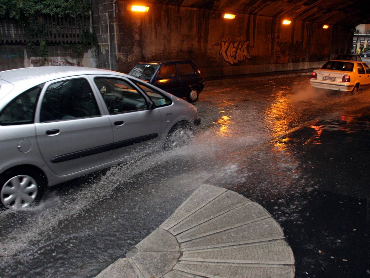 Pioggia al Sud, Palermo automobilisti intrappolati ilGiornale.it