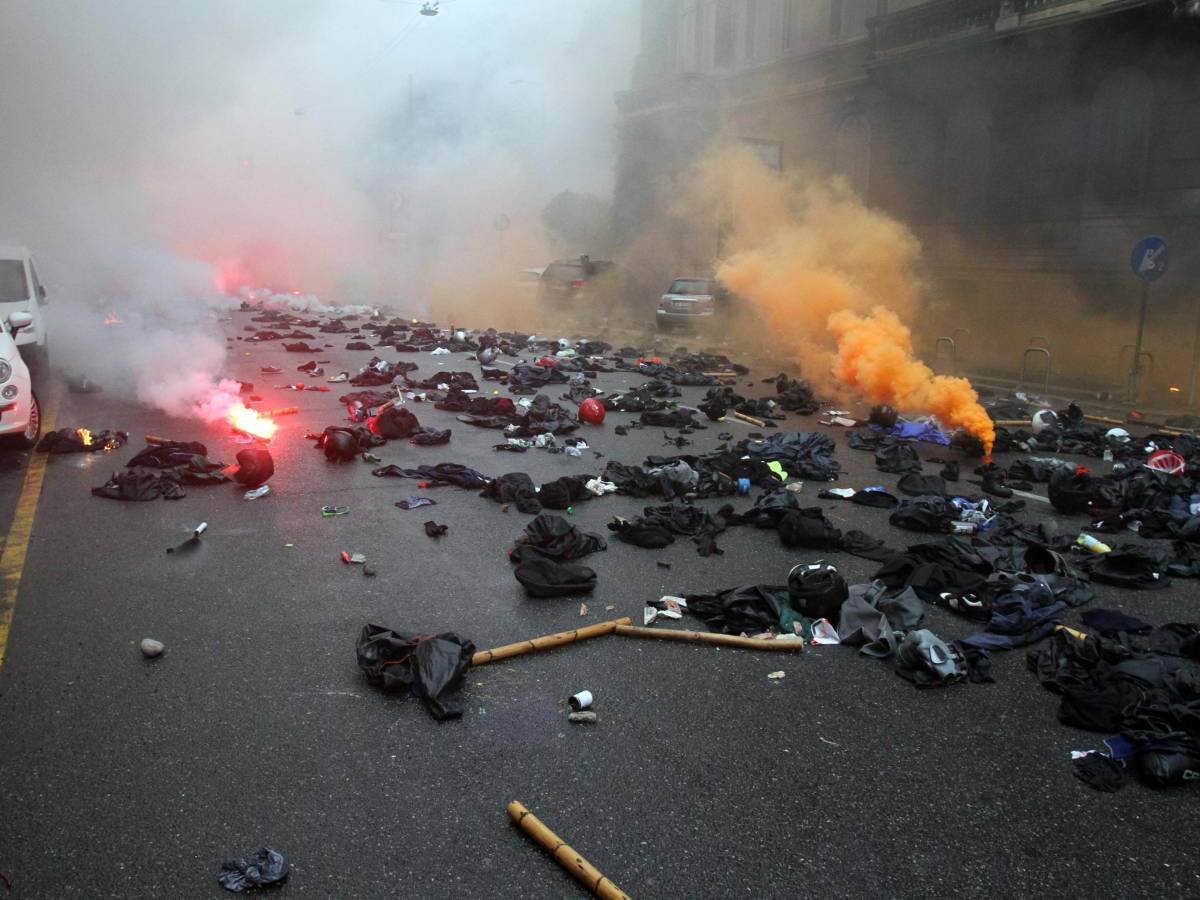Ecco il manuale dei black bloc ilGiornale.it