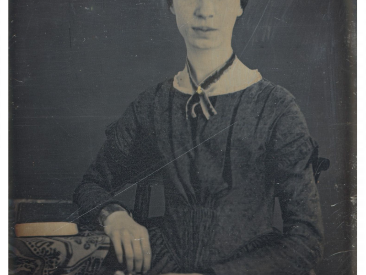 La Emily Nota Poetessa Americana Del Xix Secolo