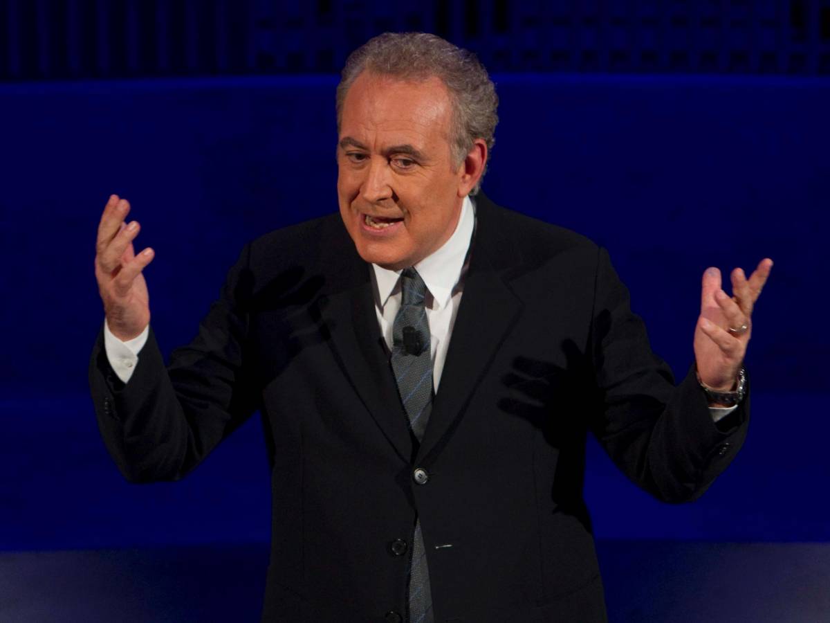 "Santoro tratta in Rai per il ritorno in tv" il Giornale