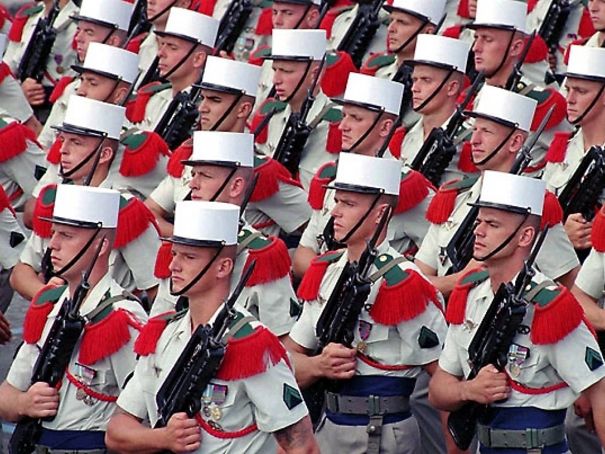 Cumpleaños de la leyenda de la brigada extranjera. Cumpleaños de la leyenda de la brigada extranjera.