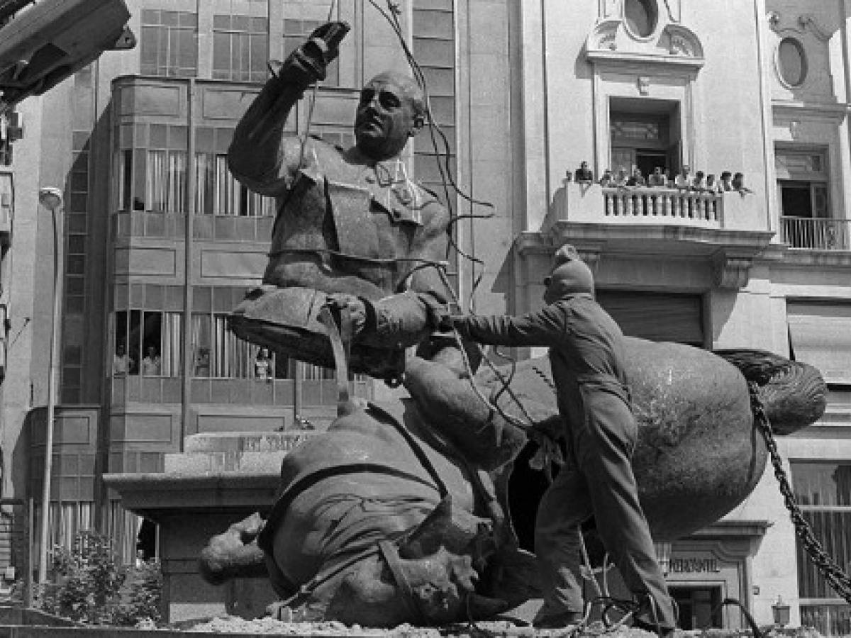 Spagna, morto Antonio Tejero Molina, l’uomo del del golpe del 1981 Spagna, morto Antonio Tejero Molina, l’uomo del del golpe del 1981