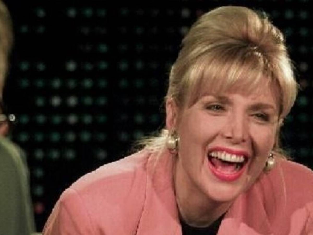 Dietrofront di Trump su Gennifer Flowers - ilGiornale.it