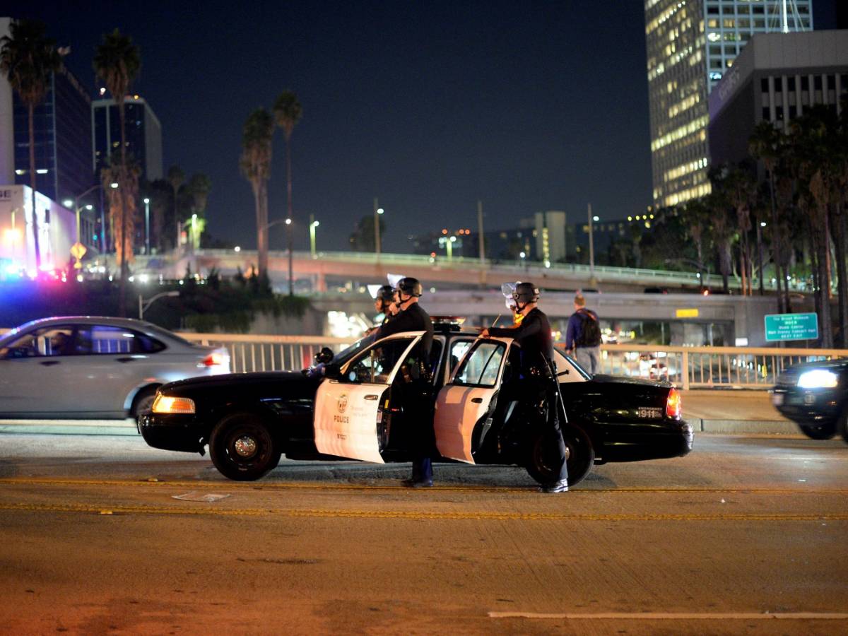 Лос Анджелес ночью гетто