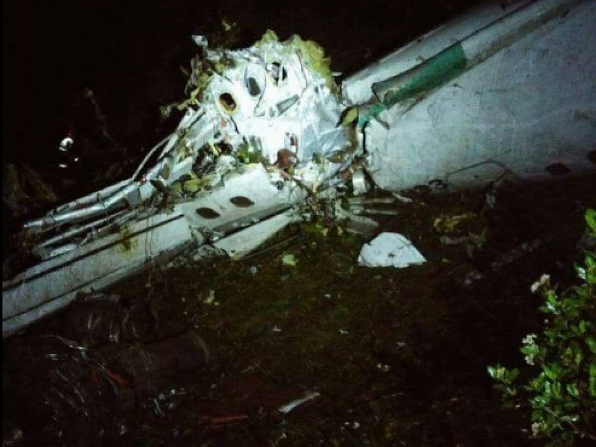 Lo schianto dell'aereo in Colombia