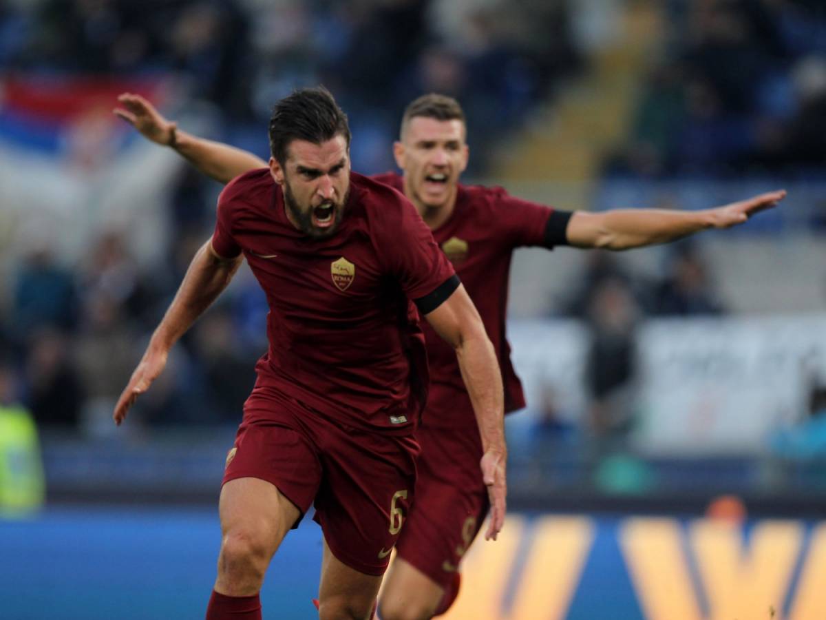 Strootman E Nainggolan Stendono La Lazio Roma Seconda Con Il Milan 