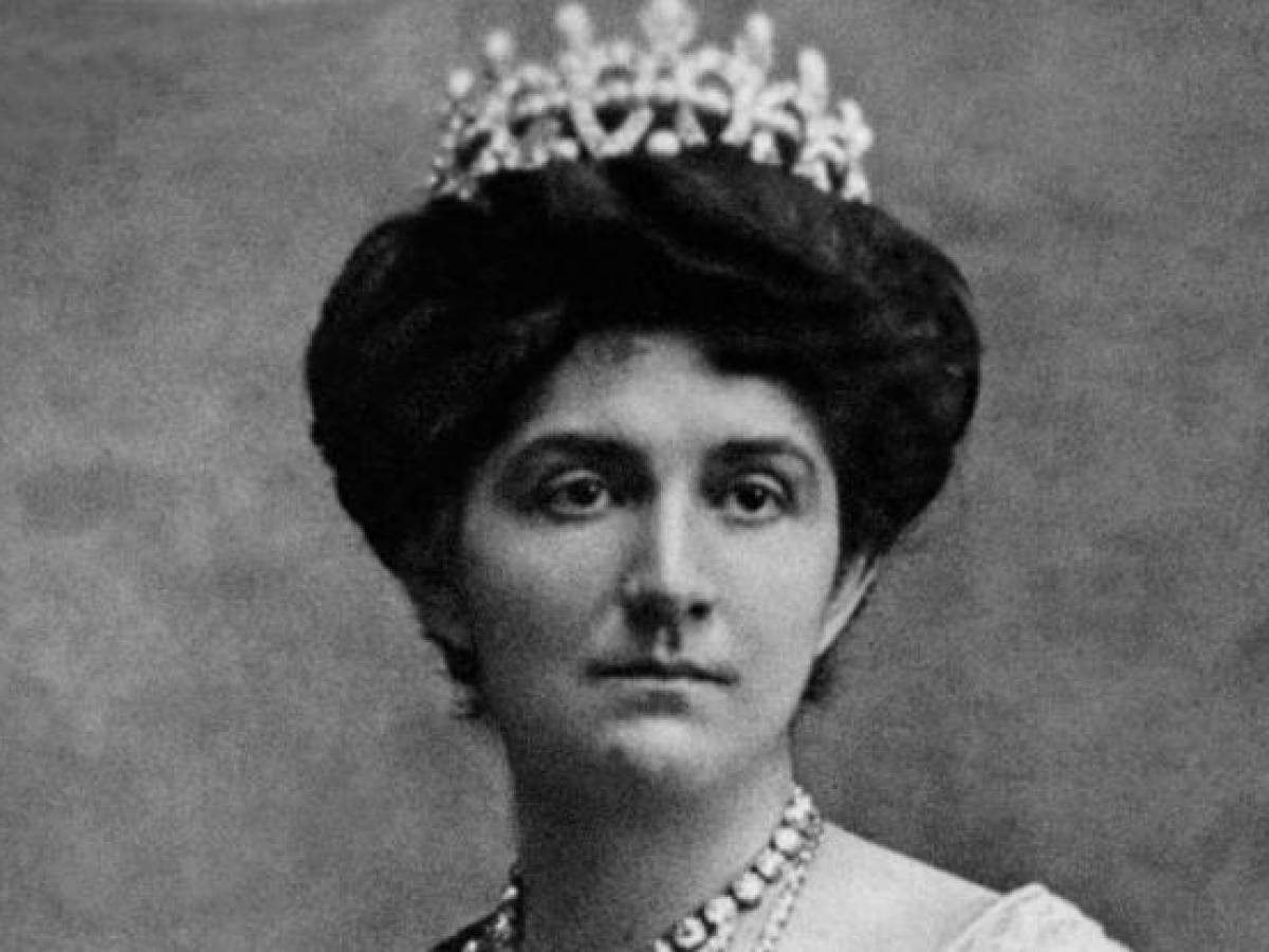 La regina Elena torna in Italia Rientrata la salma a Mondovì