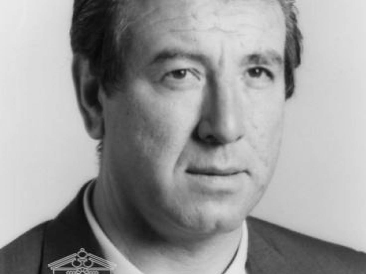 Forlì, morto il senatore Stelio De Carolis travolto e ucciso da un