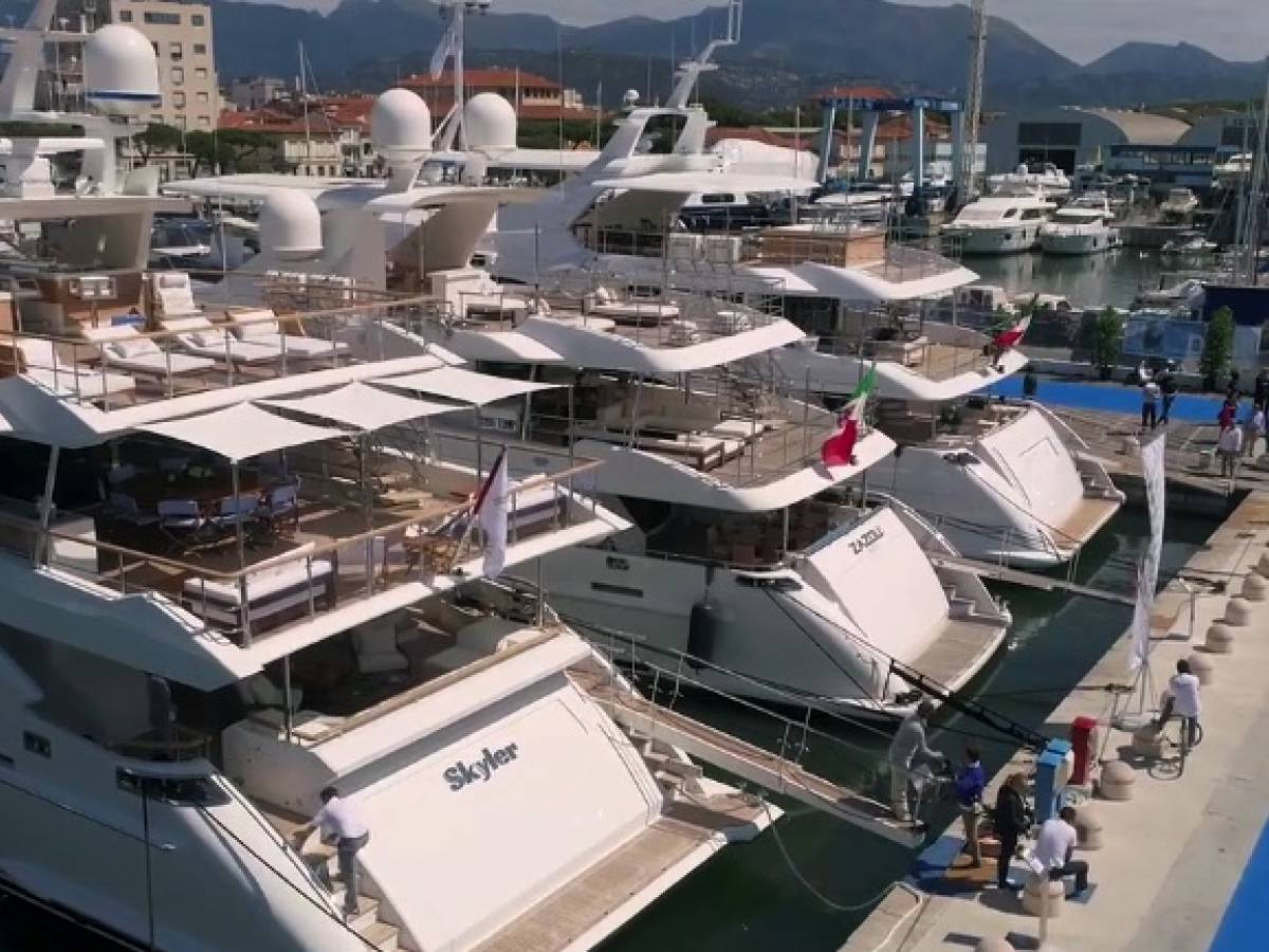 viareggio maxi yacht