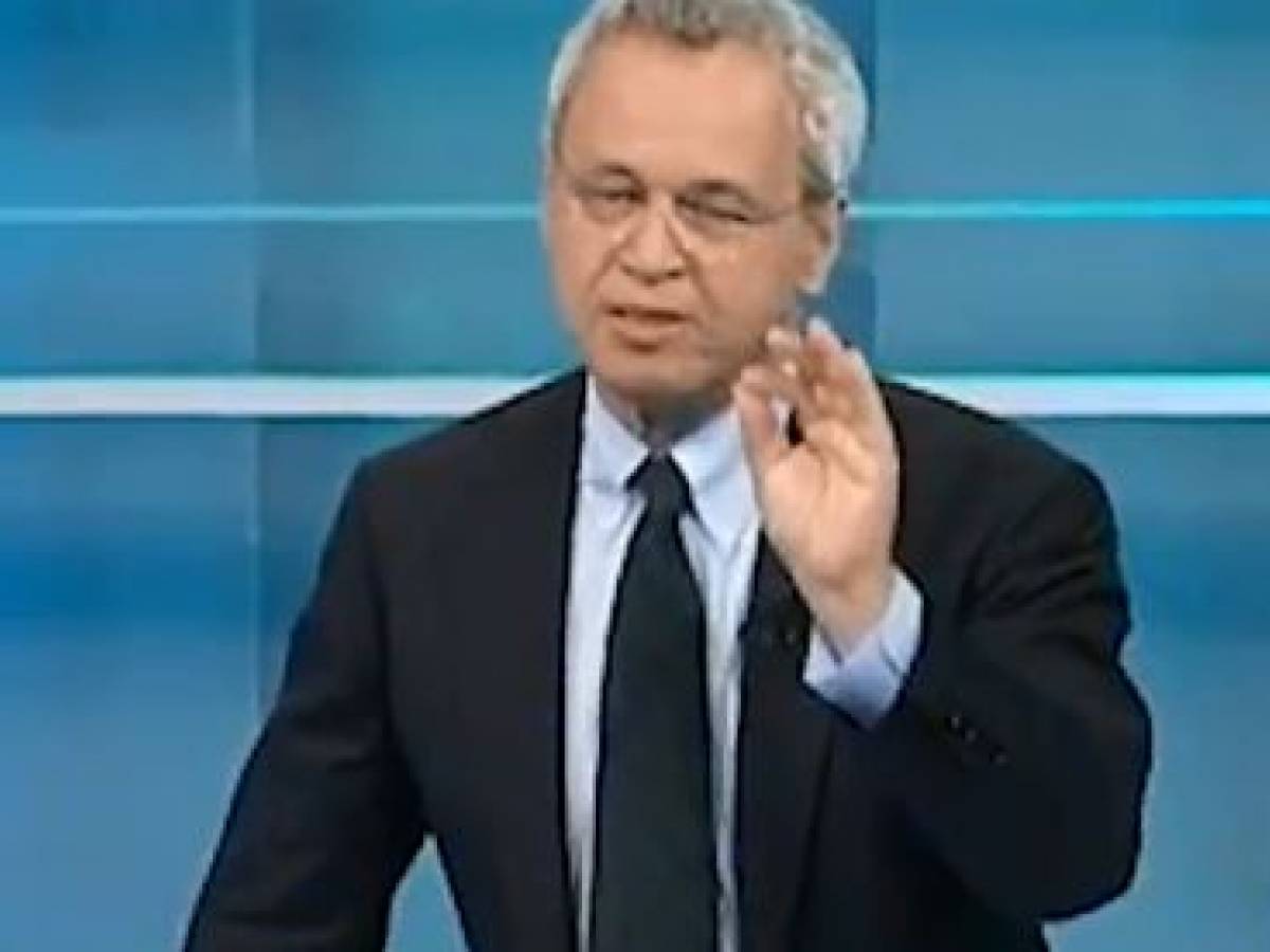 Savona ignora i giornalisti e Mentana si indispettisce "Quando vorrà