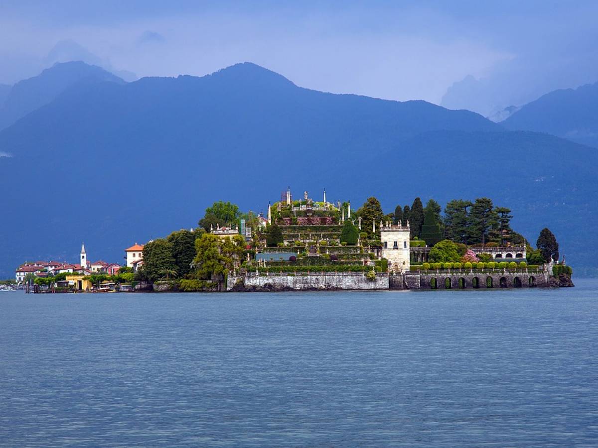 un lago lombardo