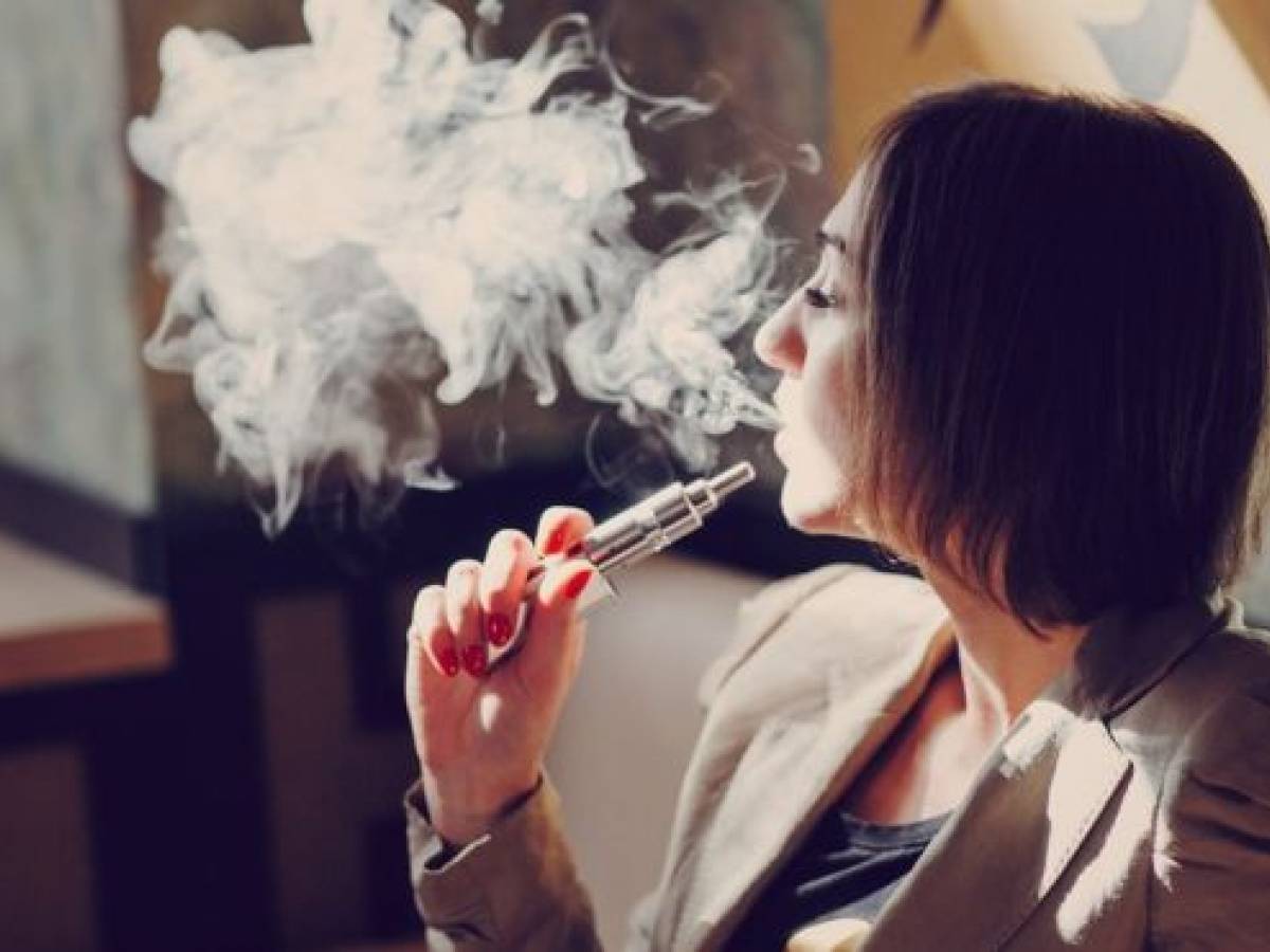 Allarme droga modificata per sigarette elettroniche: "Rischio avvelenamento" - il Giornale Allarme droga modificata per sigarette elettroniche: "Rischio avvelenamento" - il Giornale