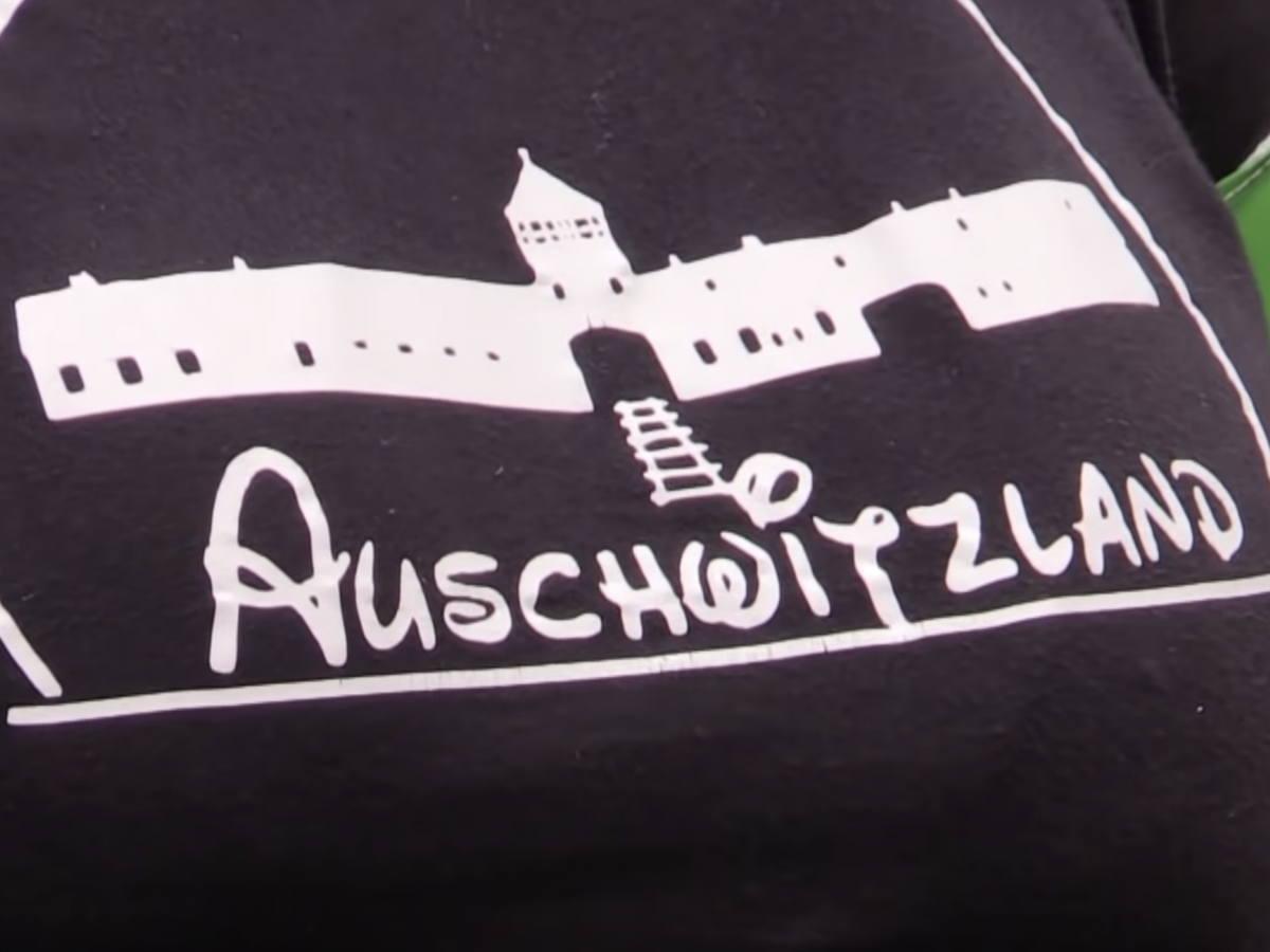"Il fatto non sussiste". Assolta Selene Ticchi per la maglietta "Auschwitzland"
