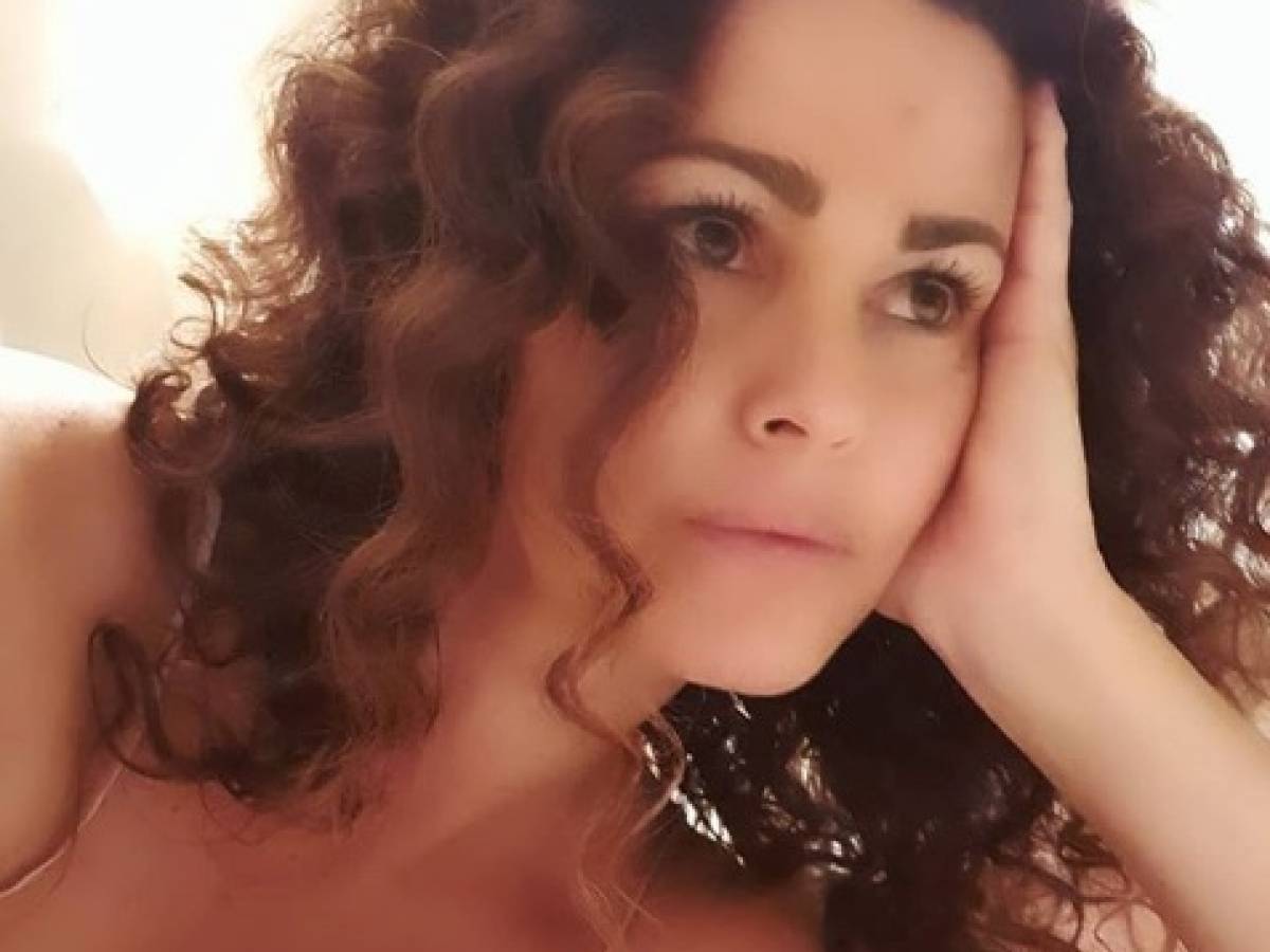 Samantha De Grenet e la sexy buonanotte che fa impazzire i fan - il Giornale