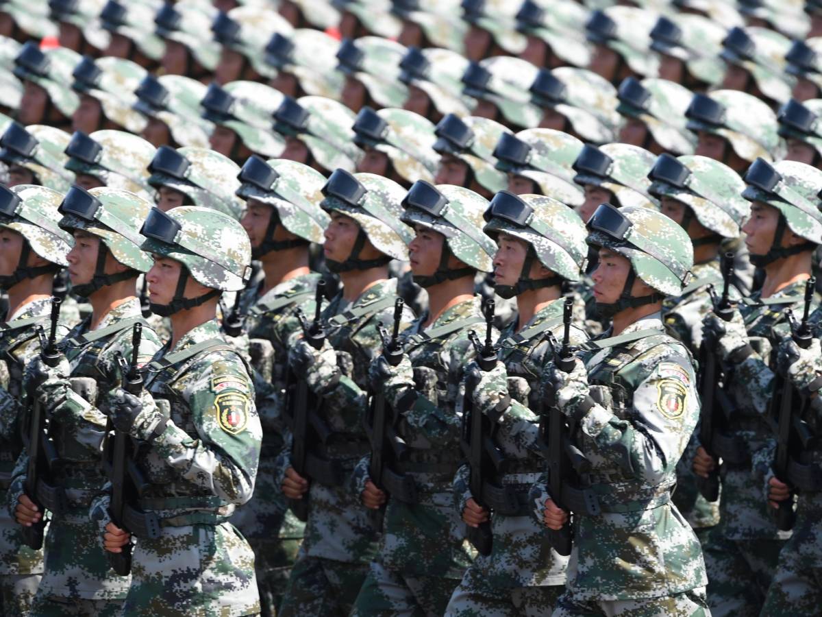 Impara da falchi e coyote: come funzionano le nuove armi cinesi Impara da falchi e coyote: come funzionano le nuove armi cinesi