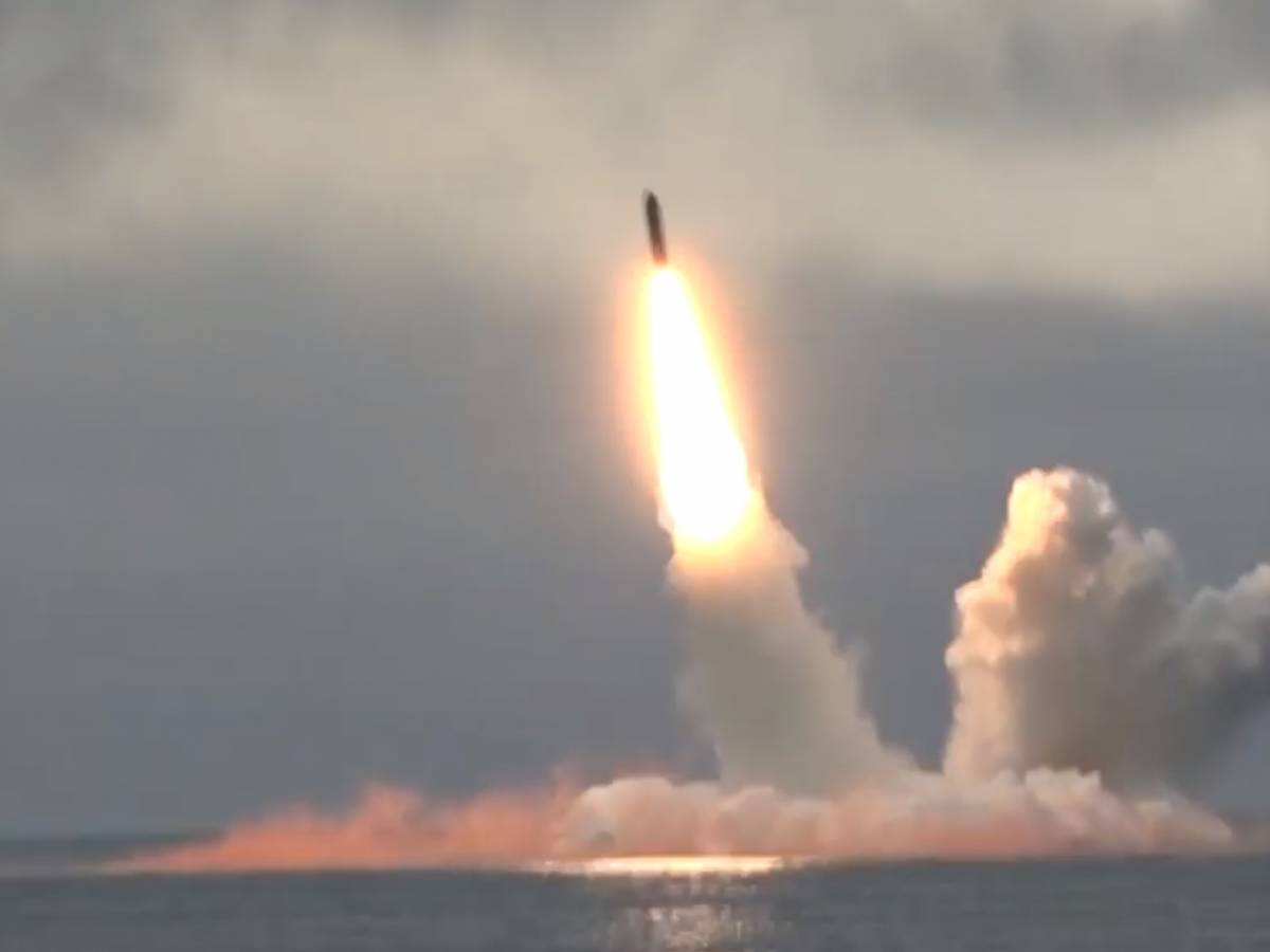 Russia, lanciati con successo due missili balistici intercontinentali