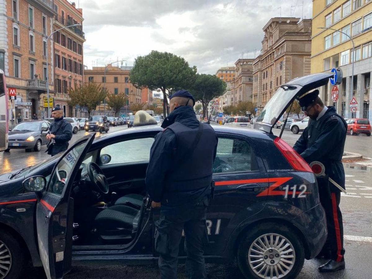 Controlli stradali, non solo patente e libretto: dal 1° giugno verifiche col Ced, di cosa si tratta
