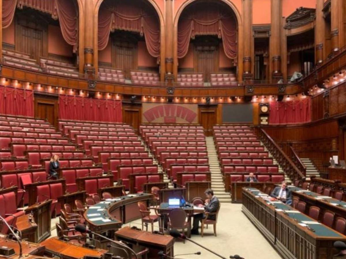 Per Il Sisma Aula Deserta Il M5s Ha Perso L anima IlGiornale it